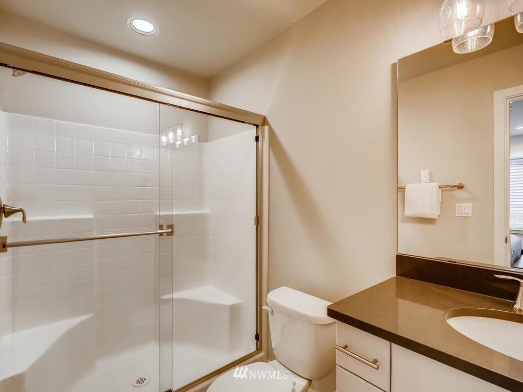 615 238th Street Southeast, Unit E Bothell, WA 98021 - Photo 23 of 25