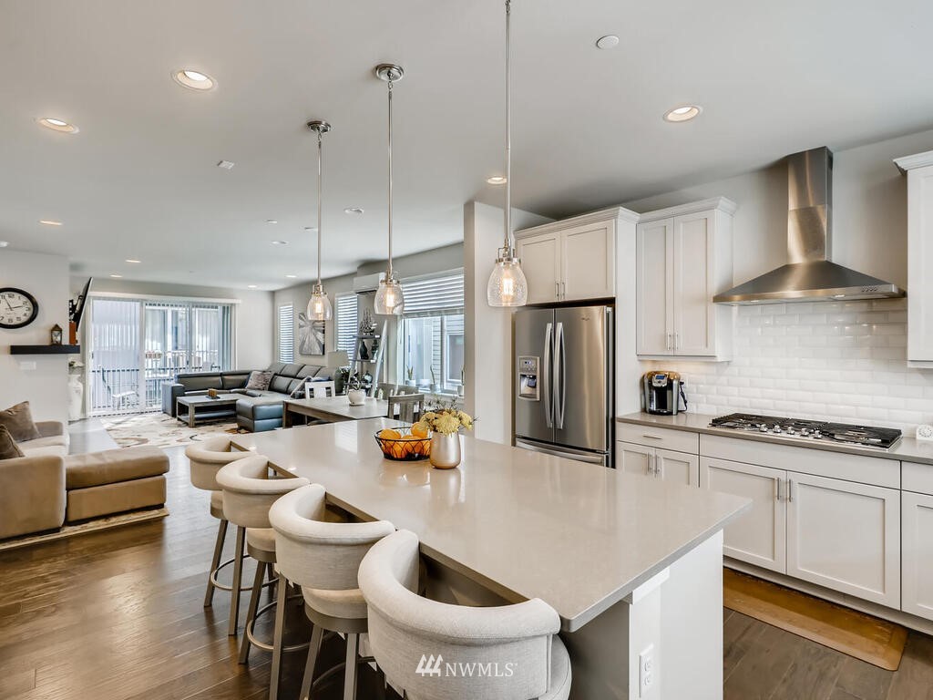 615 238th Street Southeast, Unit E Bothell, WA 98021 - Photo 5 of 25