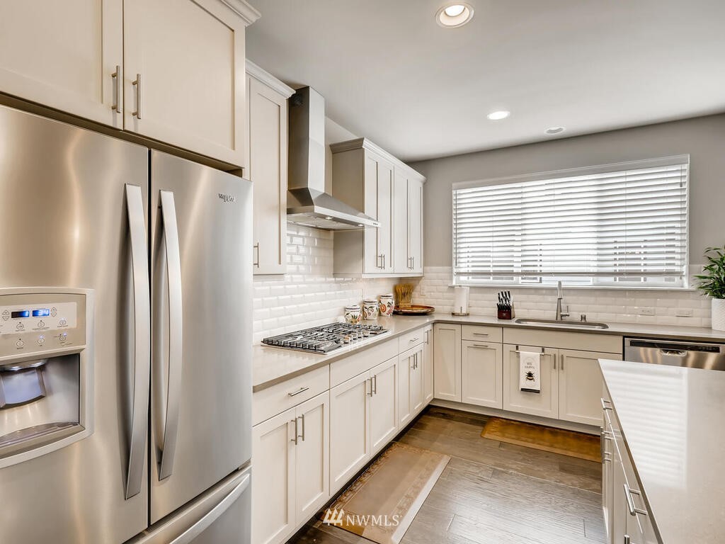 615 238th Street Southeast, Unit E Bothell, WA 98021 - Photo 7 of 25