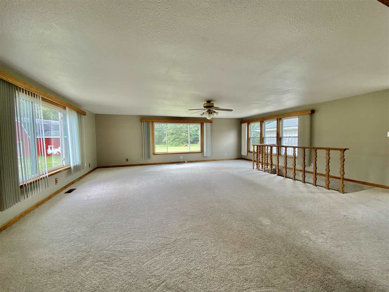 6405 Round Lake Road Gladwin, MI 48624 - Photo 22 of 64