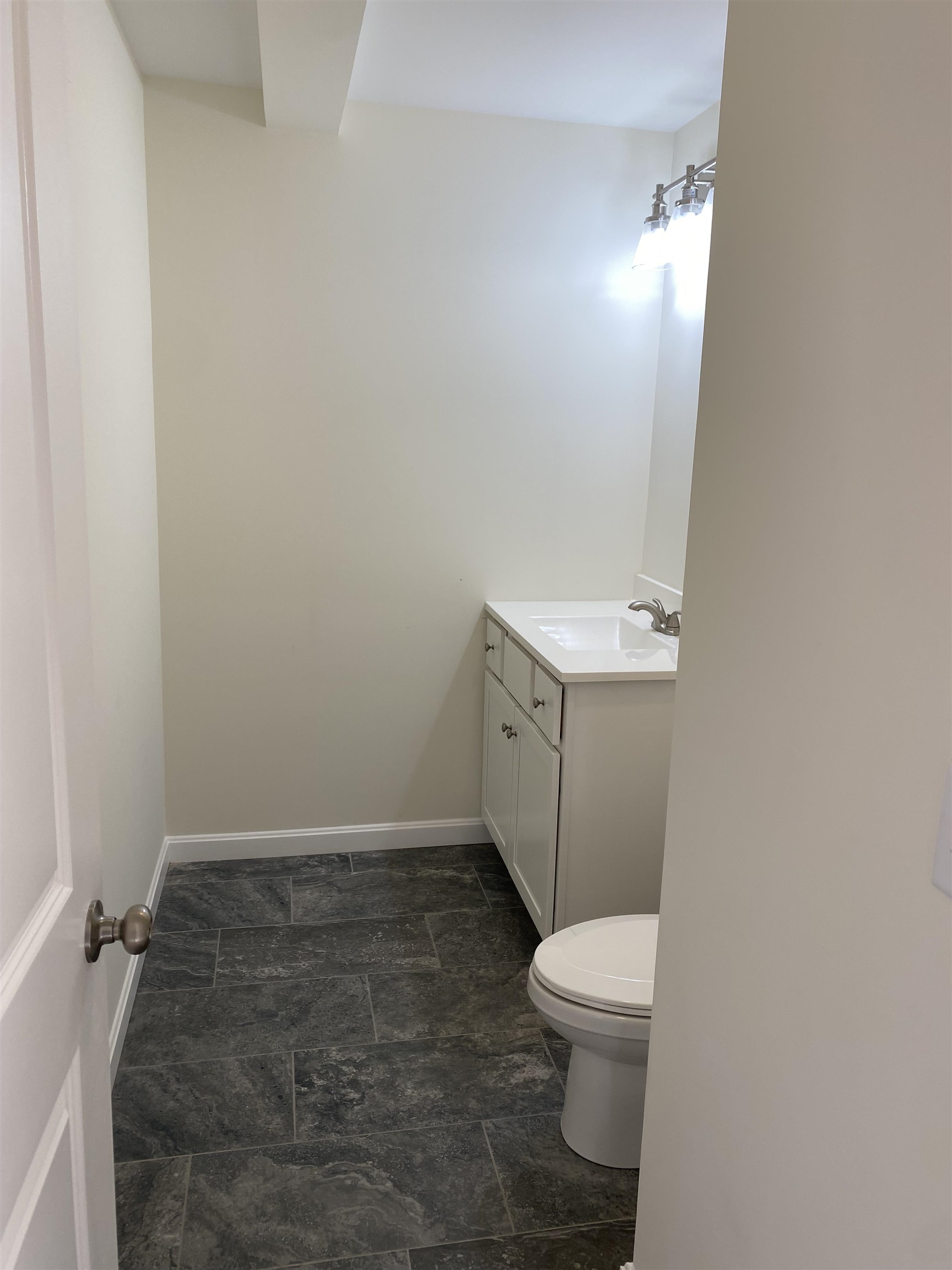 23 B Sera Drive Nottingham, NH 03290 - Photo 10 of 31