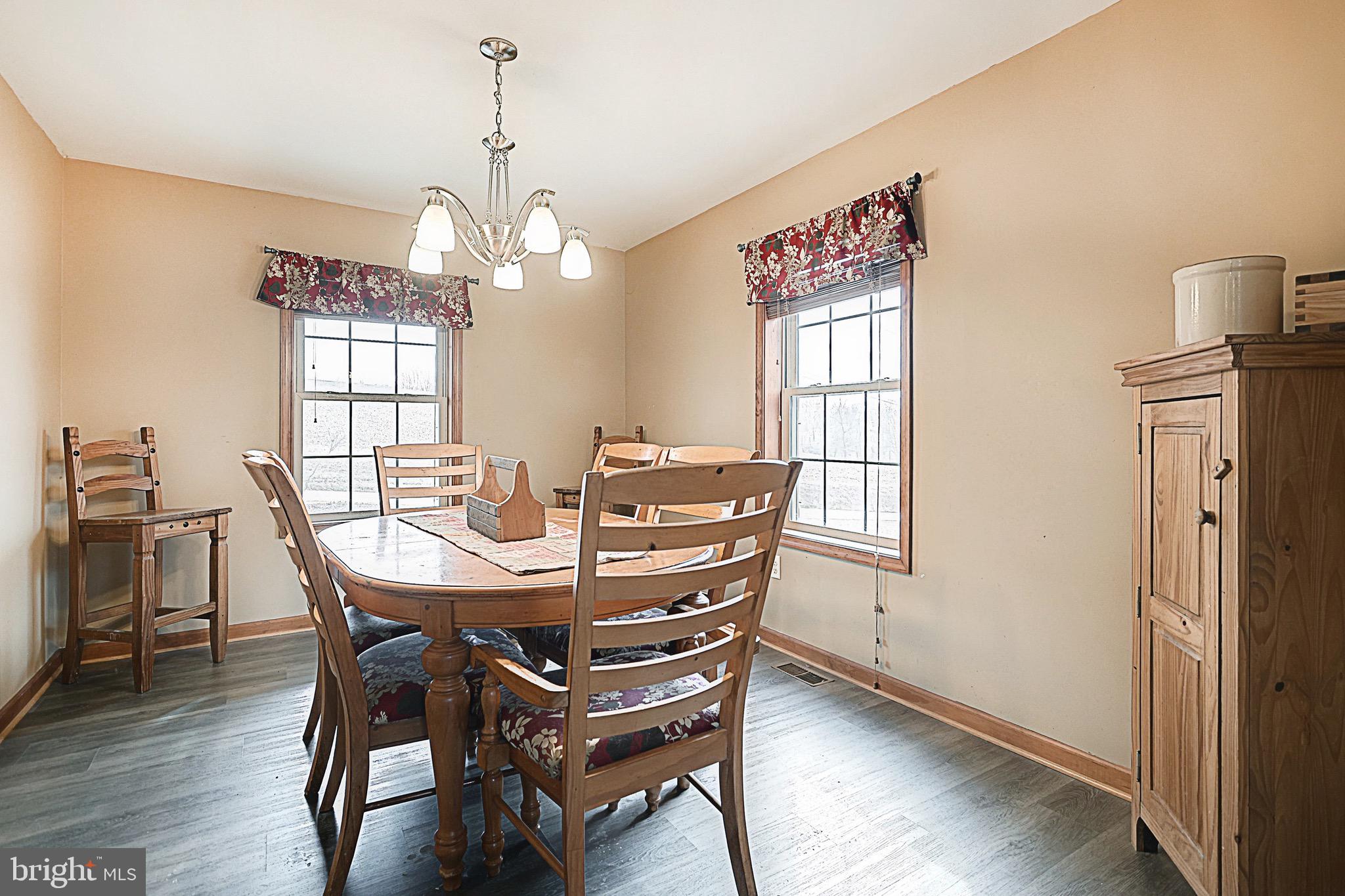 685 Main Ext Street Felton, PA 17322 - Photo 10 of 32
