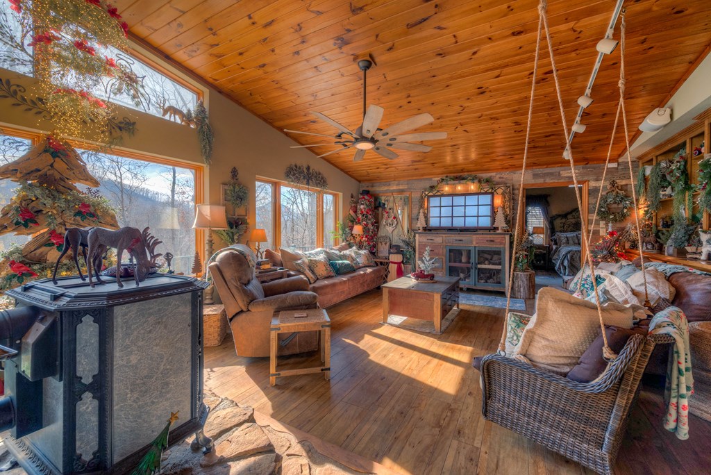 2875 Hickory Cove Murphy, NC 28906 - Photo 20 of 87