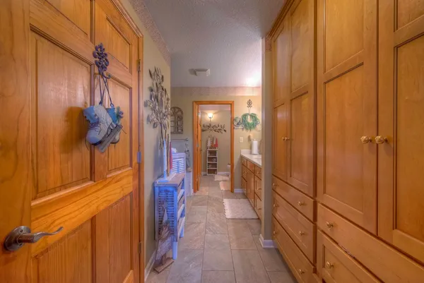 a view of a storage & utility room