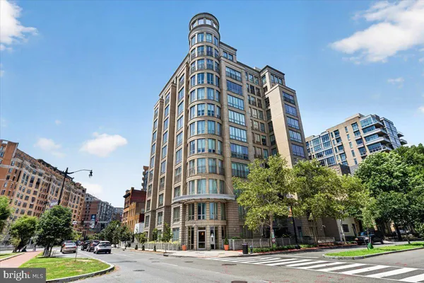 $544,900 | 301 Massachusetts Avenue Northwest, Unit 902, Washington, DC 20001