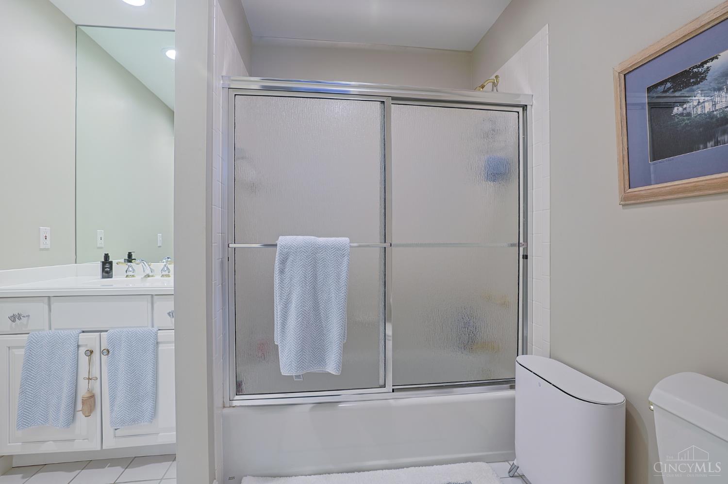 5500 Drake Road Cincinnati, OH 45243 - Photo 79 of 95 Gallery Image 79