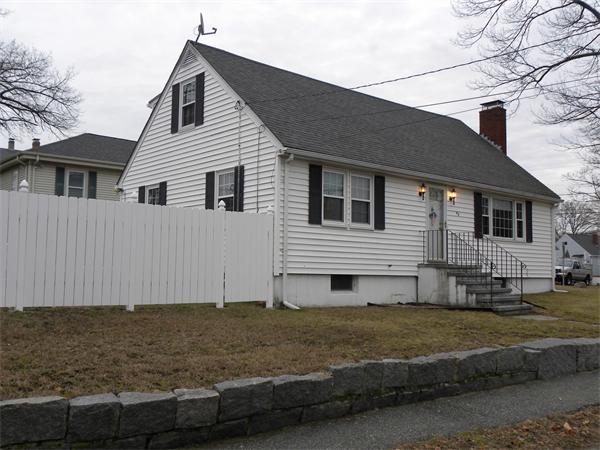 46 Curlew Road Quincy, MA 02169 - Photo 2 of 16 Gallery Image 2