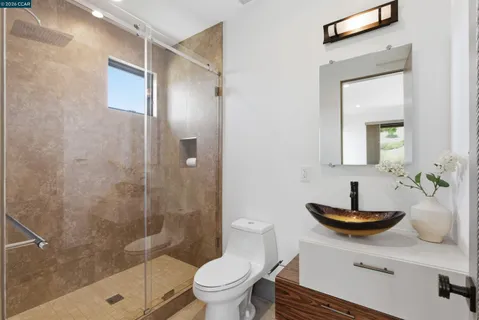 $4,150,000 | 11 Bigleaf Road, Orinda, CA 94563