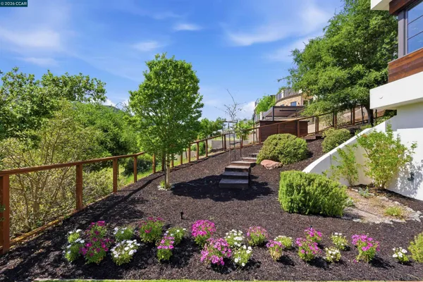 $4,150,000 | 11 Bigleaf Road, Orinda, CA 94563