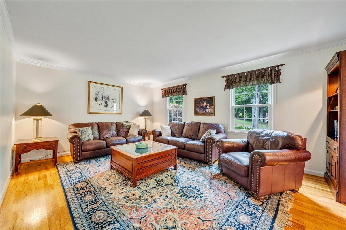 21 Queen Regent Court Blue Ridge, VA 24064 - Photo 6 of 70 07-MIB04501