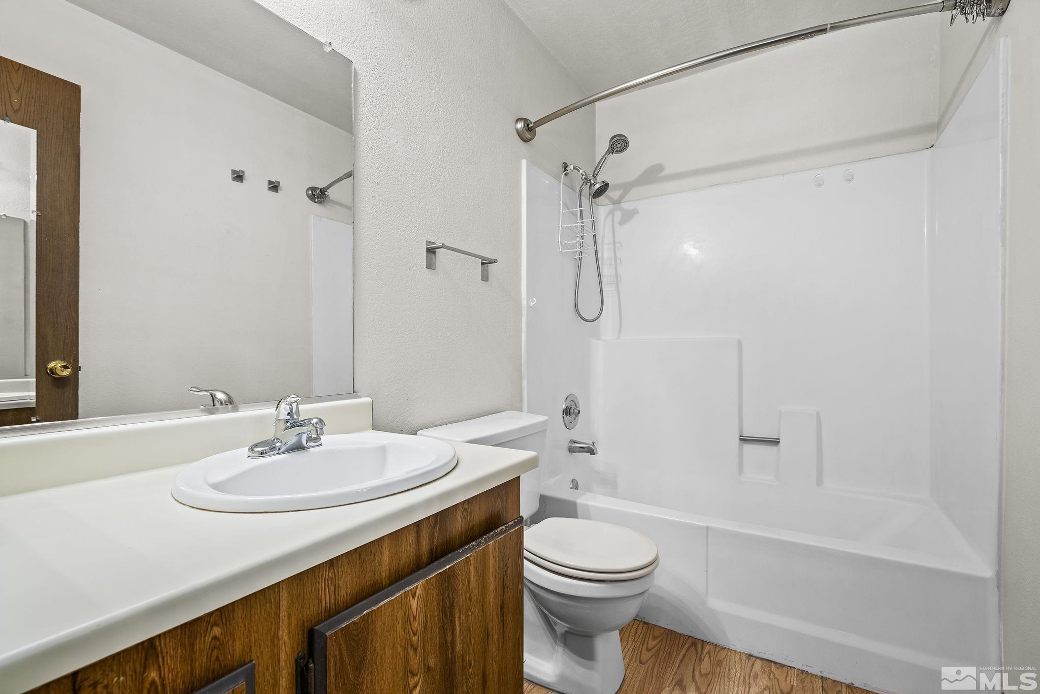 4629 Reggie Road Reno, NV 89502 - Photo 10 of 28 Photo 10