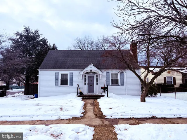 $355,000 | 412 Lippincott Avenue, Riverside, NJ 08075