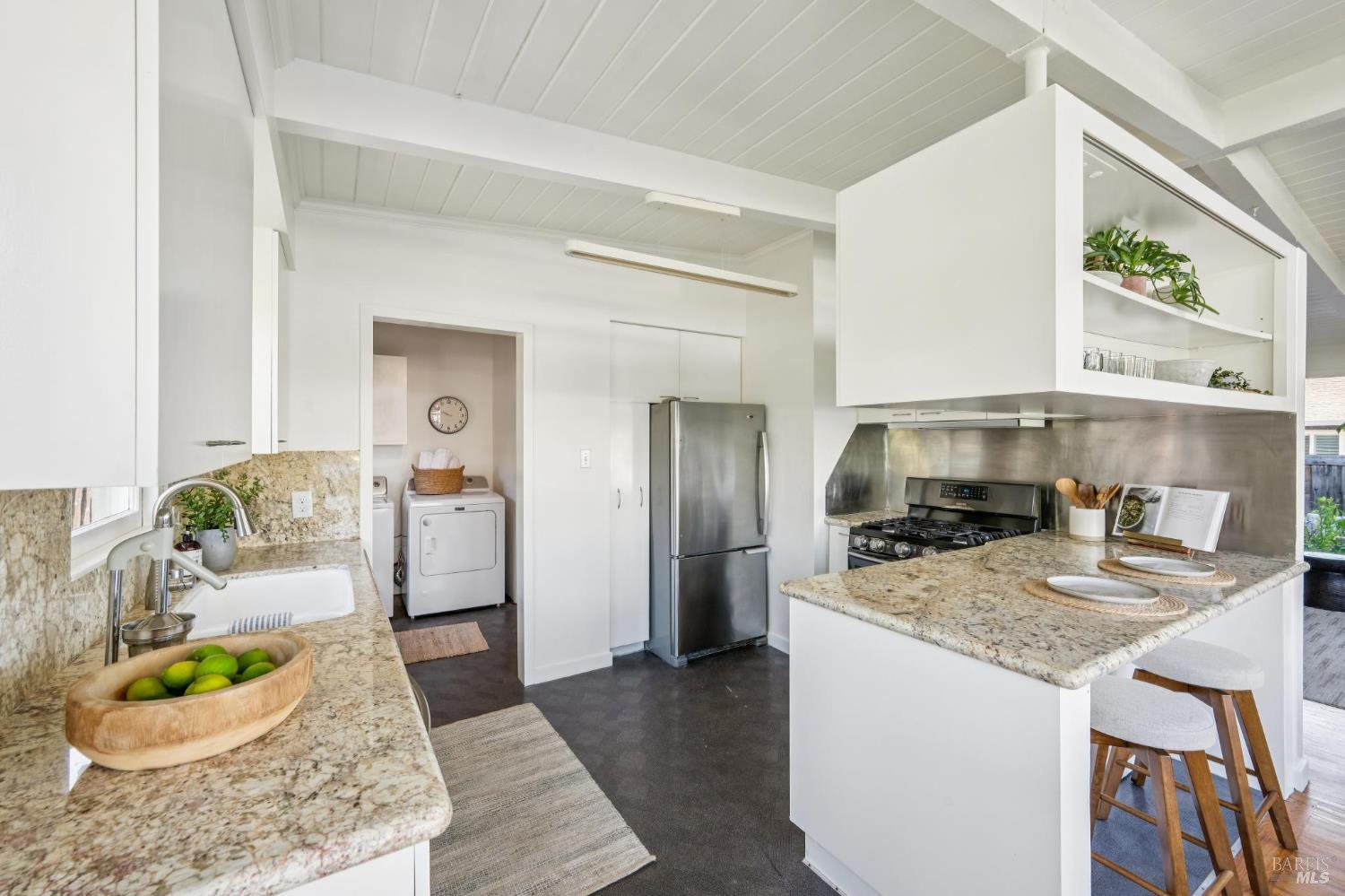 1944 Grosse Avenue Santa Rosa, CA 95404 - Photo 15 of 35