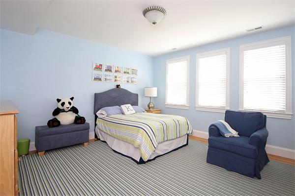 236 Islington Road Newton, MA 02466 - Photo 15 of 24