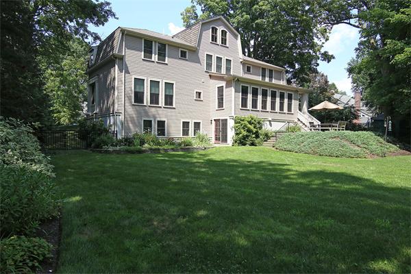 236 Islington Road Newton, MA 02466 - Photo 2 of 24