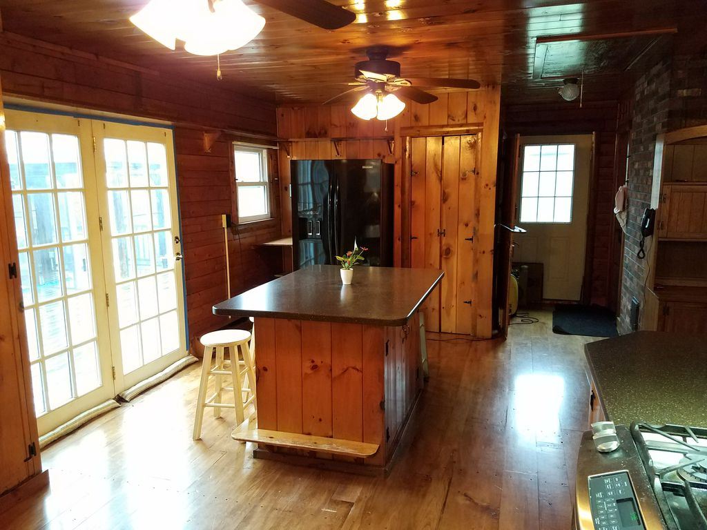 115 Bush Hill Road Hudson, NH 03051 - Photo 3 of 25