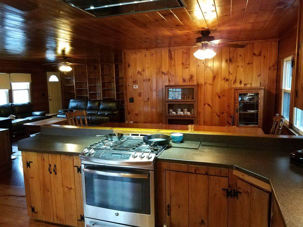 115 Bush Hill Road Hudson, NH 03051 - Photo 5 of 25