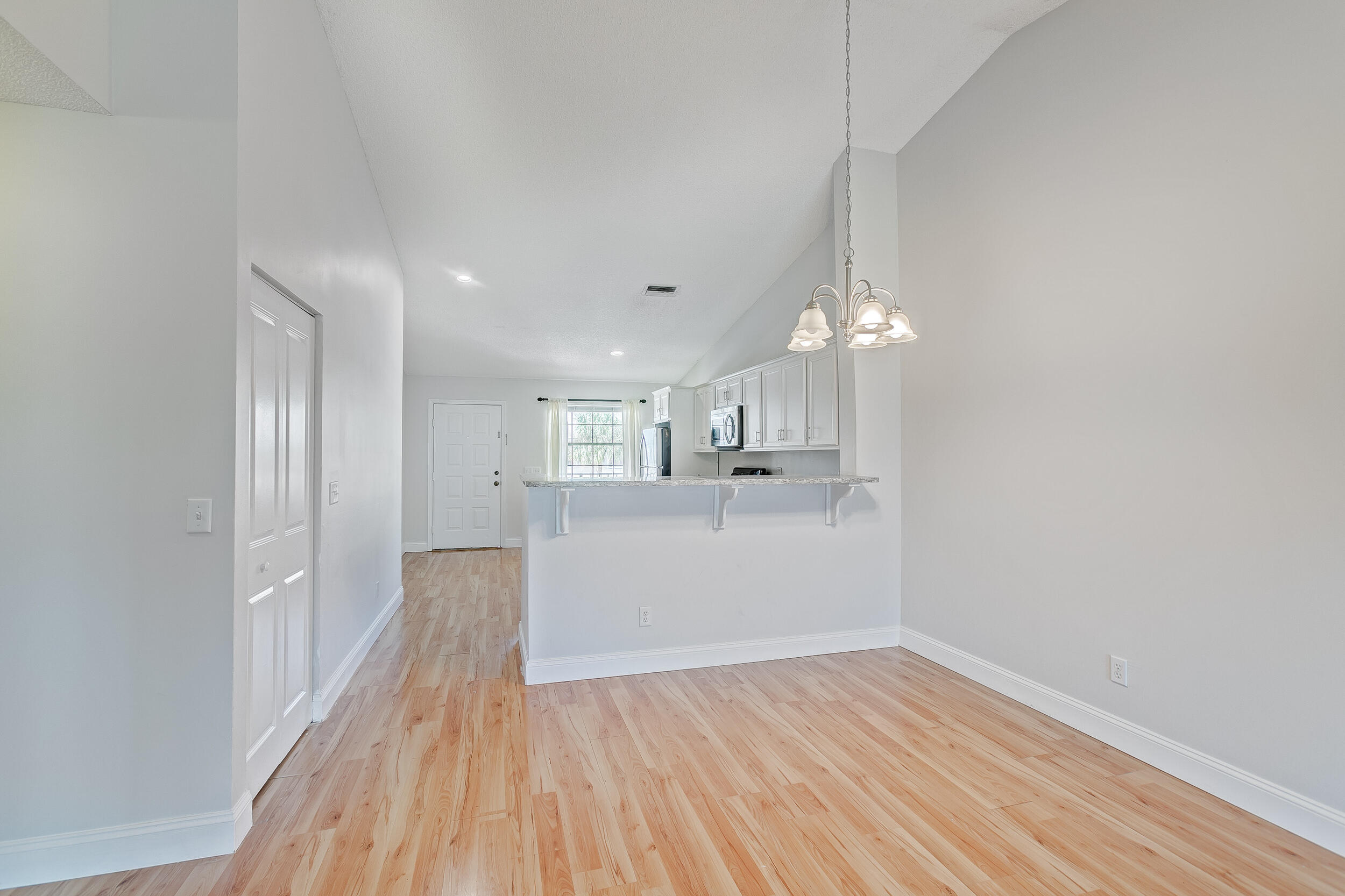 1122 Keystone Drive, Unit D Jupiter, FL 33458 - Photo 12 of 40 Dining Rm/Kitchen