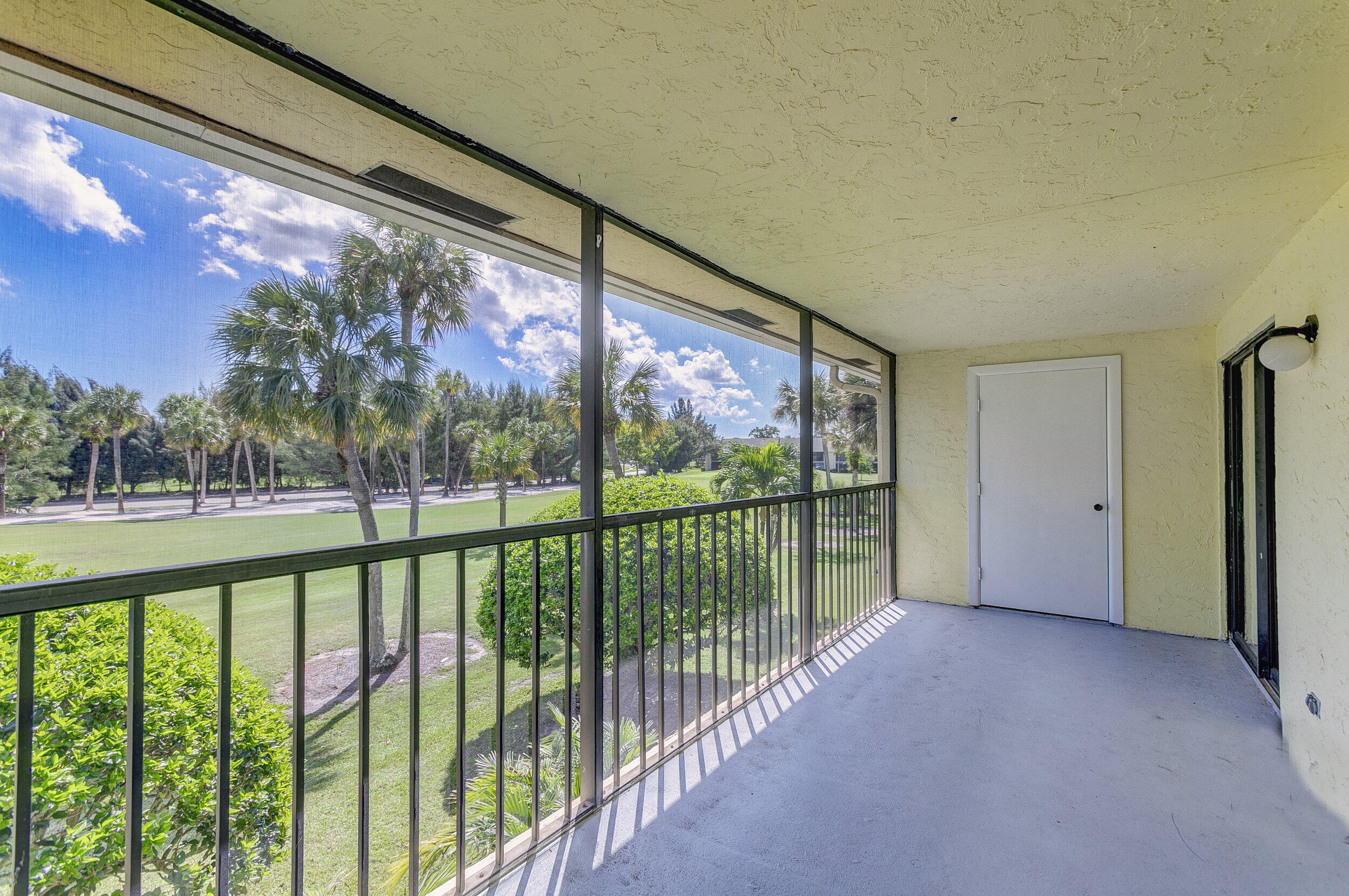 1122 Keystone Drive, Unit D Jupiter, FL 33458 - Photo 28 of 40 Rear View