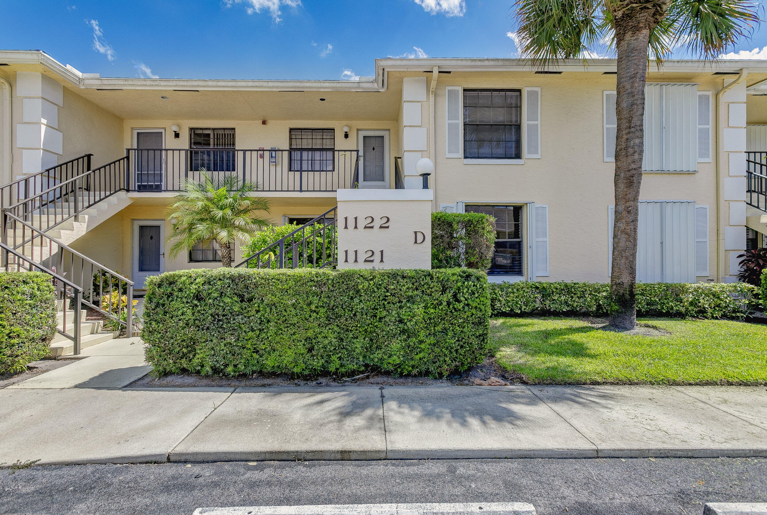1122 Keystone Drive, Unit D Jupiter, FL 33458 - Photo 40 of 40 Front of Building