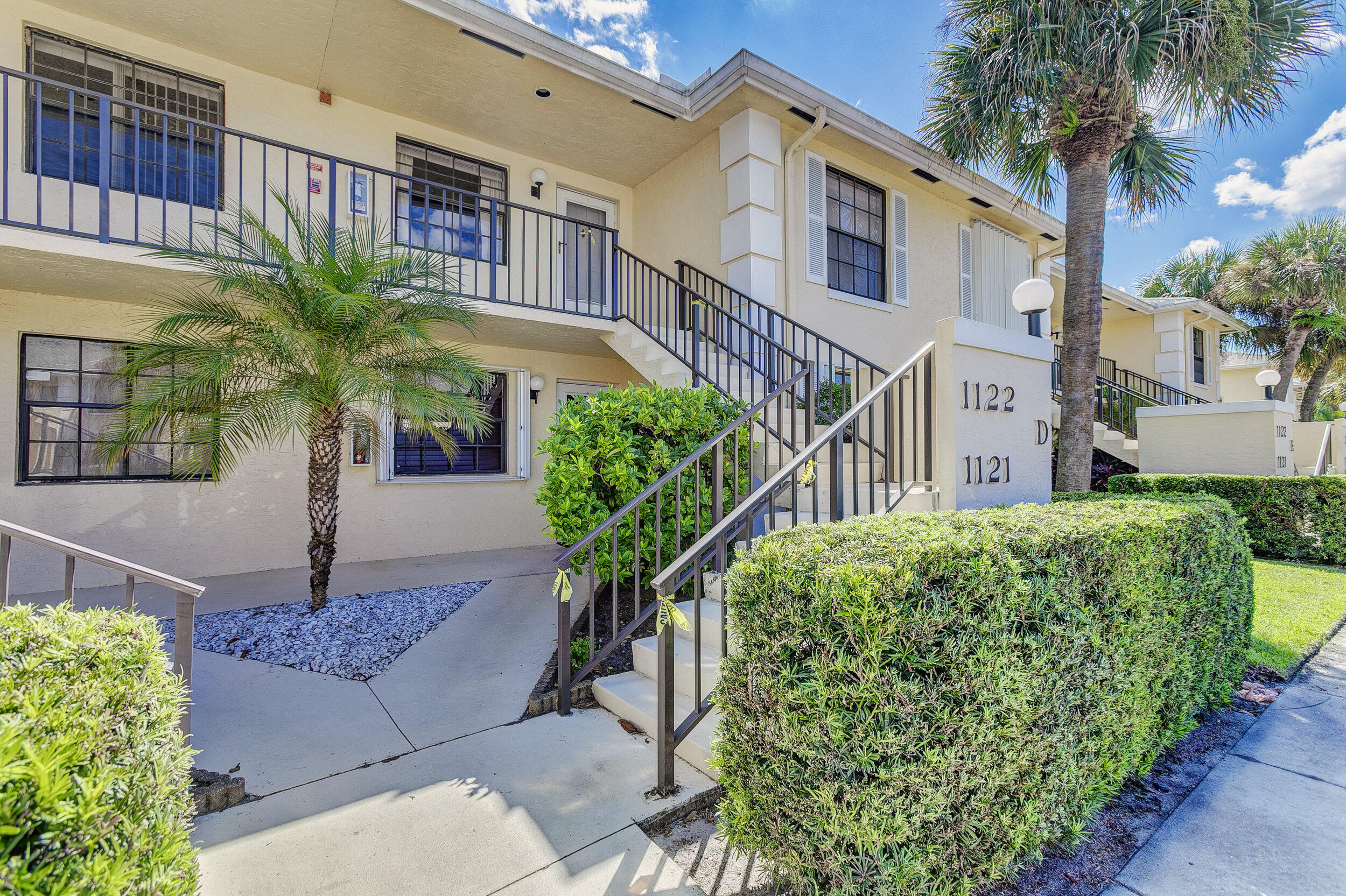 1122 Keystone Drive, Unit D Jupiter, FL 33458 - Photo 5 of 40 Entrance