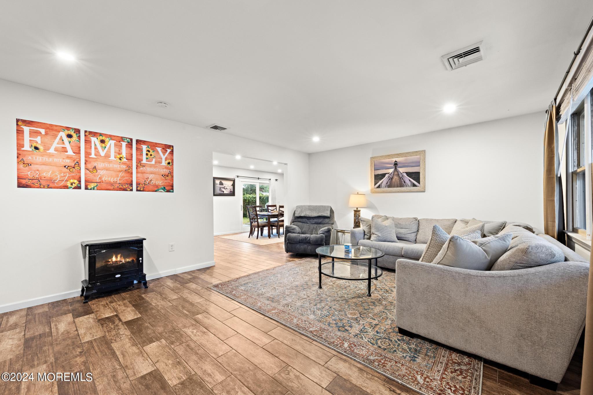 402 4th Street Waretown, NJ 08758 - Photo 9 of 28 402-4th-9