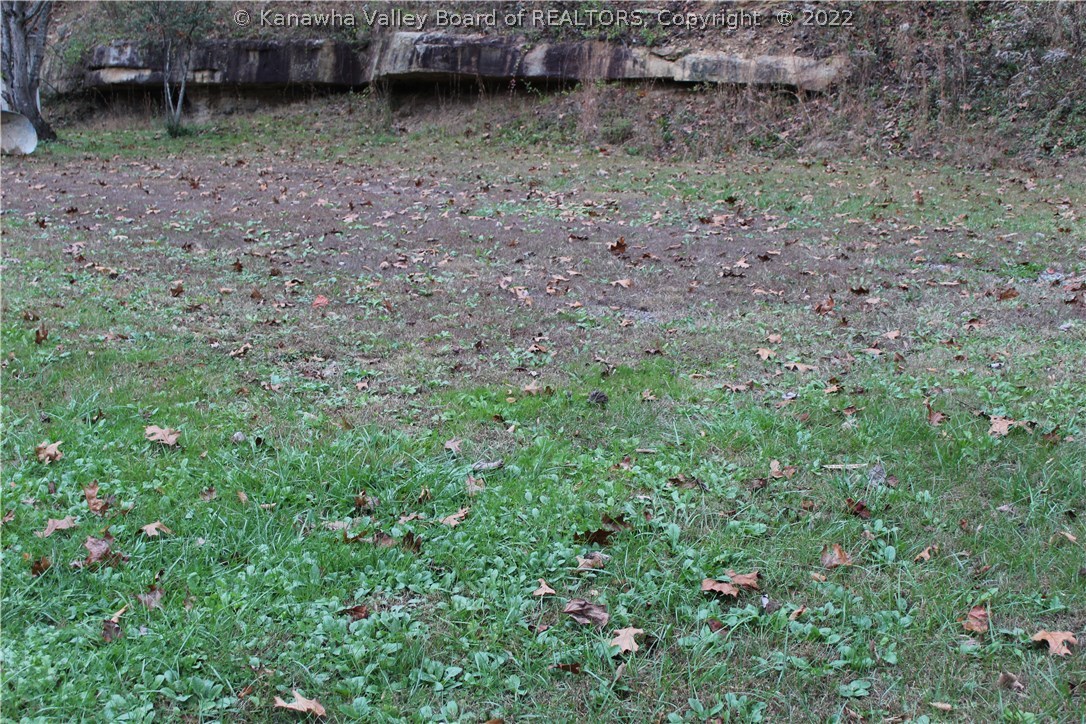 145 Foggy Ridge Road Madison, WV 25130 - Photo 10 of 29 Gallery Image 10