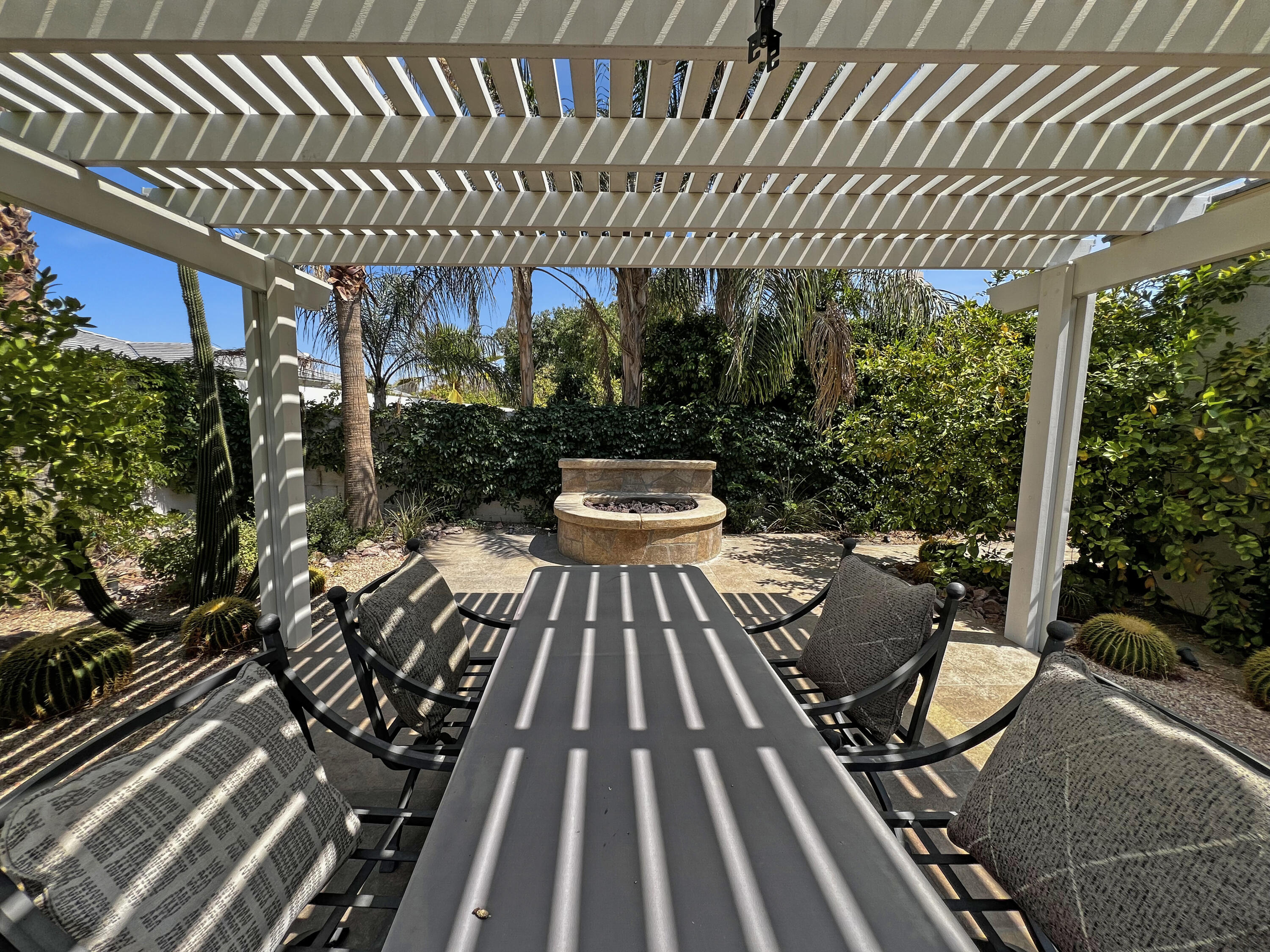 5 Lyon Road Rancho Mirage, CA 92270 - Photo 28 of 36 a patio view with patio