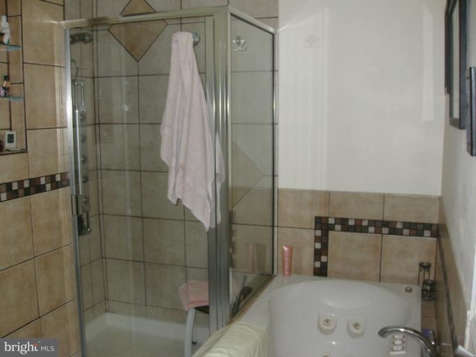 96 Fiddlers Hill Road Edgewater, MD 21037 - Photo 15 of 24 Bath (Master)
