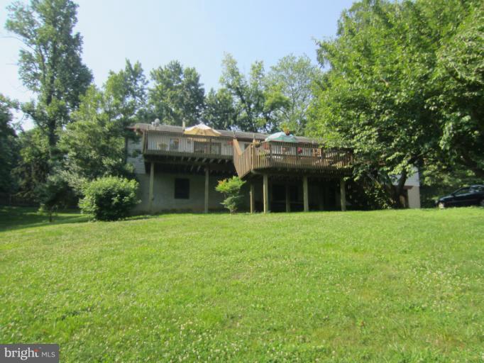 96 Fiddlers Hill Road Edgewater, MD 21037 - Photo 22 of 24 Exterior (Rear)