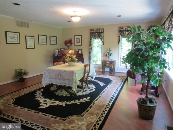 96 Fiddlers Hill Road Edgewater, MD 21037 - Photo 7 of 24 Dining Room