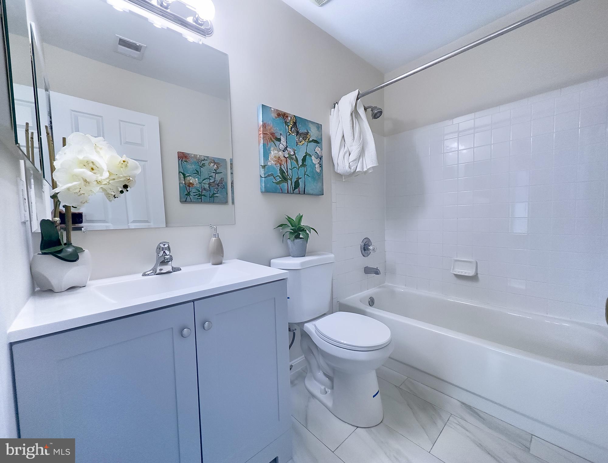 8302 Singleton Terrace Manassas, VA 20109 - Photo 16 of 26 Primary bathroom