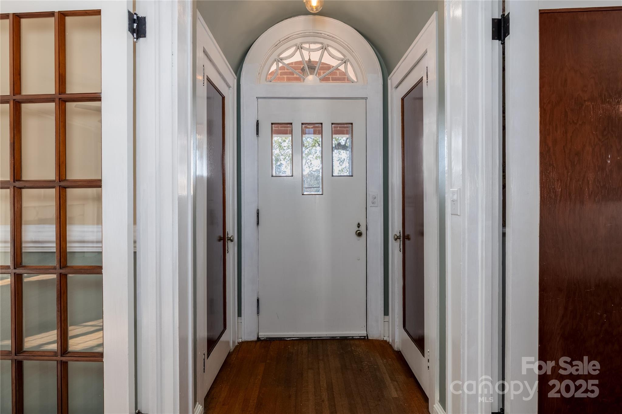 274 North 4th Street Albemarle, NC 28001 - Photo 5 of 44 a view of livingroom with windows