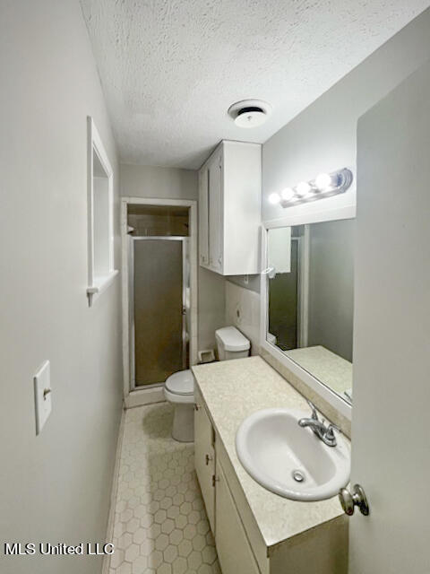 1206 Rockingham Drive Clinton, MS 39056 - Photo 8 of 26 Master Bath