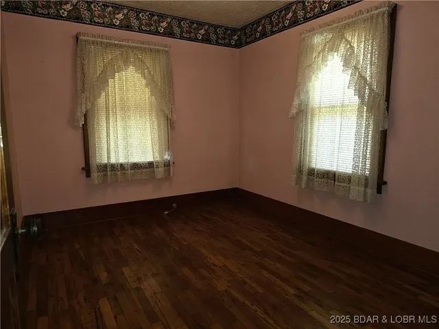 $149,999 | 413 East 5th Street, Eldon, MO 65026