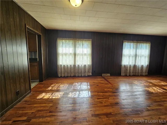 $149,999 | 413 East 5th Street, Eldon, MO 65026