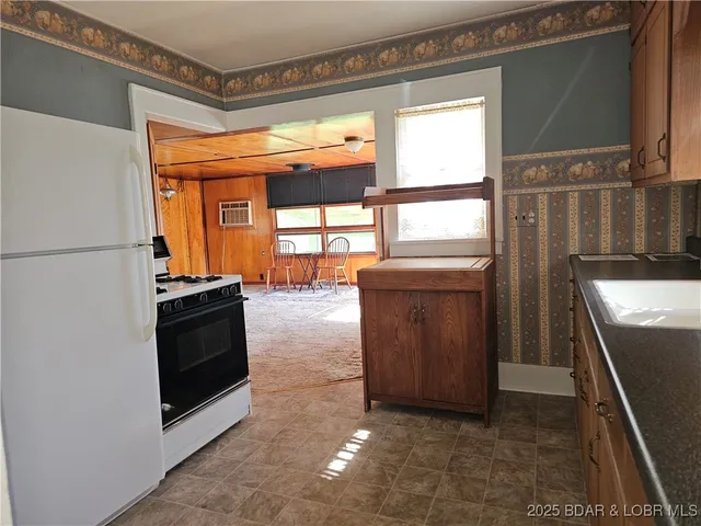 $149,999 | 413 East 5th Street, Eldon, MO 65026