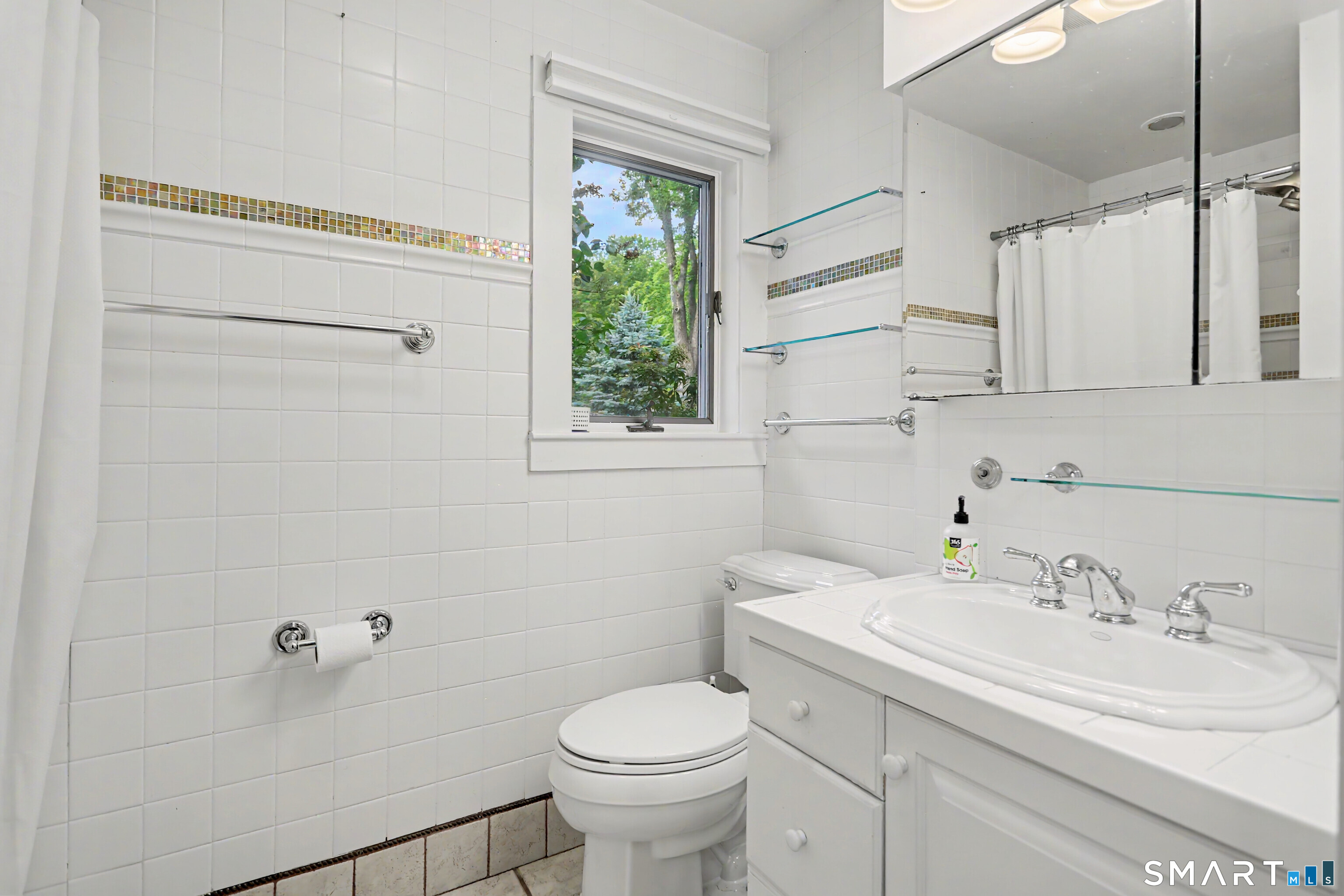 26 Spruce Mountain Road Danbury, CT 06810 - Photo 27 of 40 Full Bath