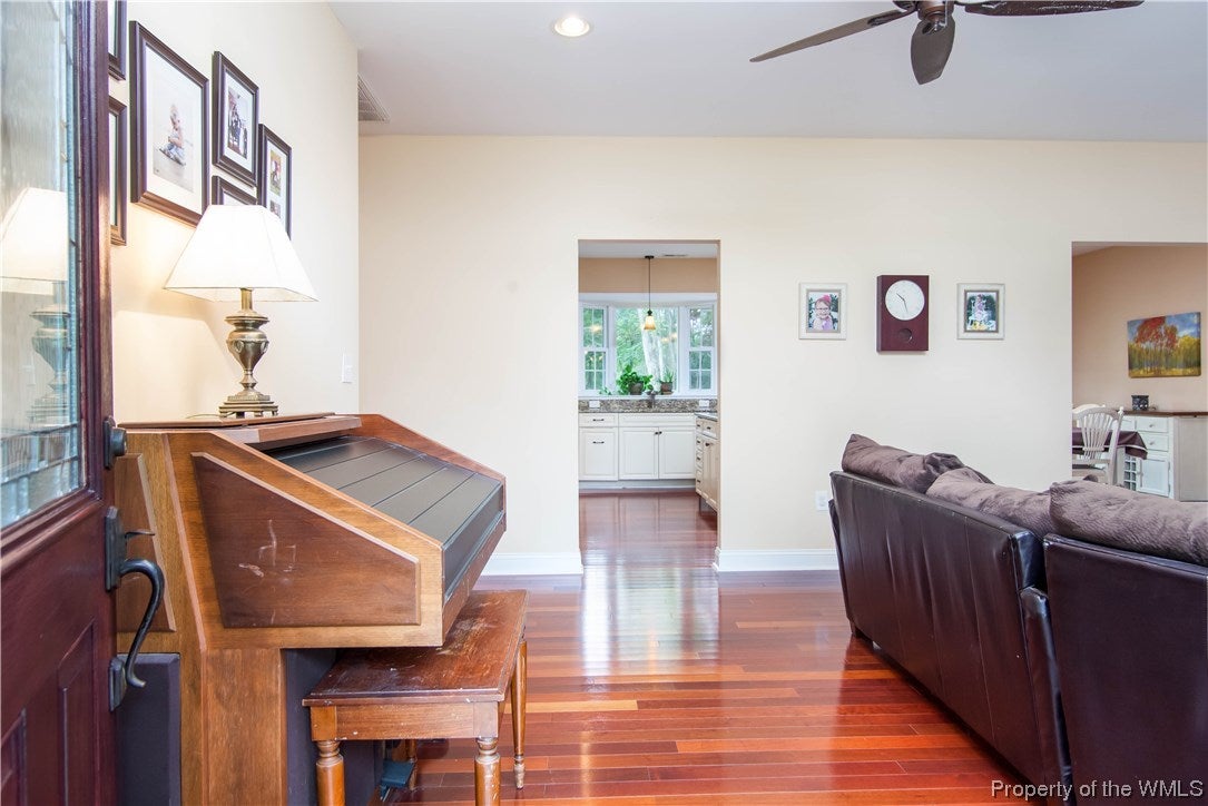 150 Semple Farm Road Hampton, VA 23666 - Photo 10 of 32 Gallery Image 10