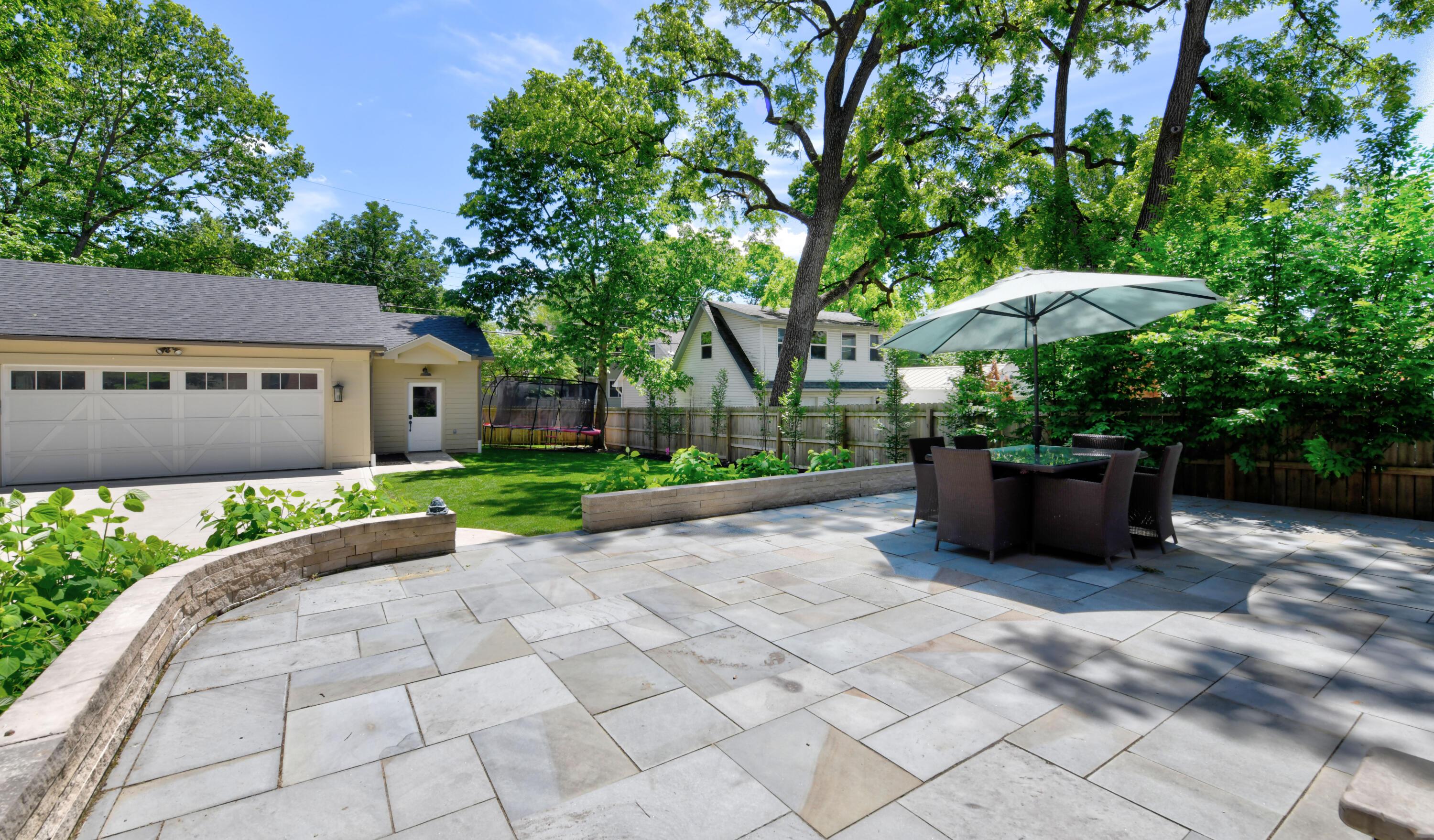 1346 Lincoln Road Columbus, OH 43212 - Photo 45 of 48 Patio (2)