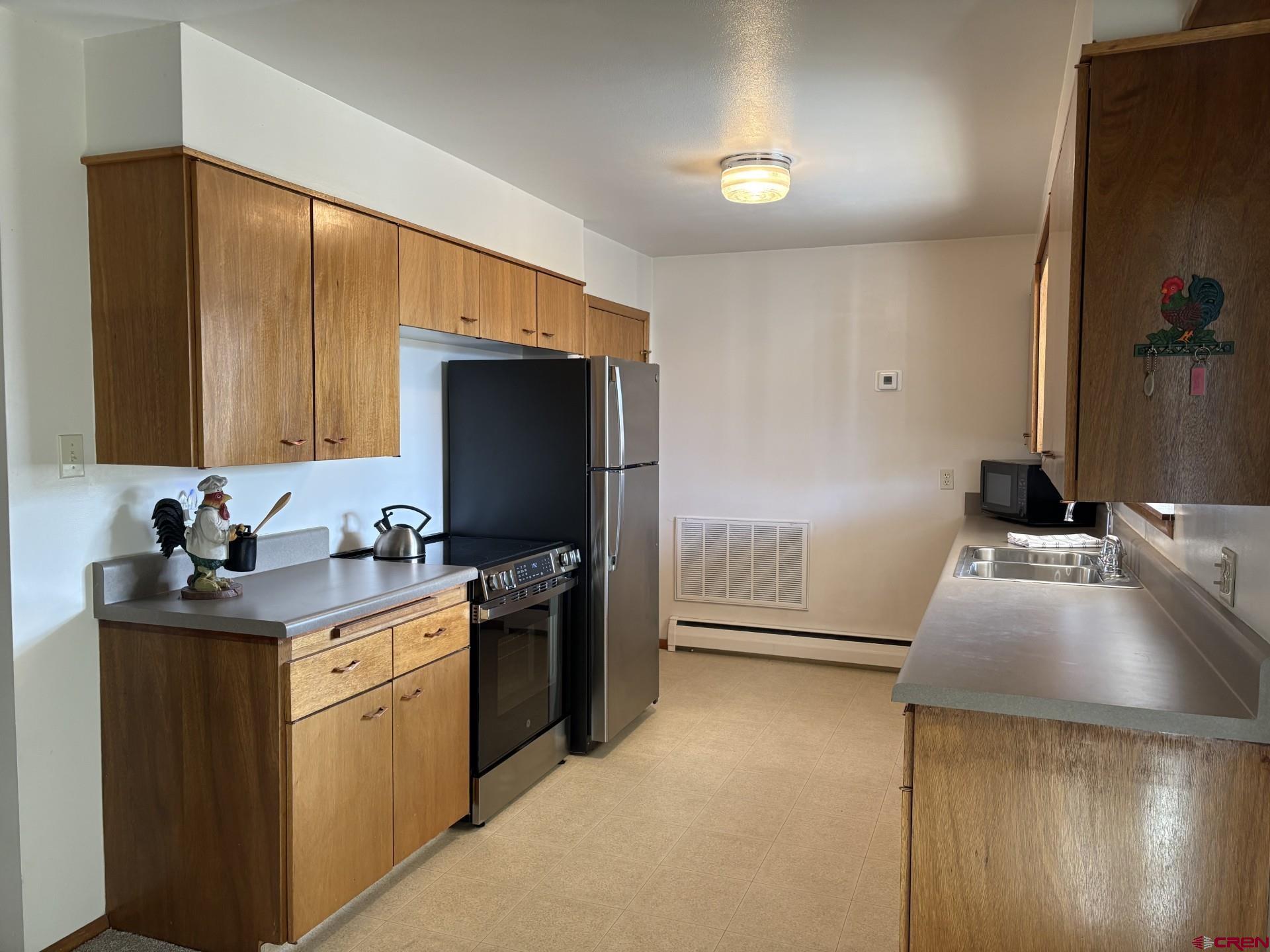 640 East 3rd Street Delta, CO 81416 - Photo 10 of 31