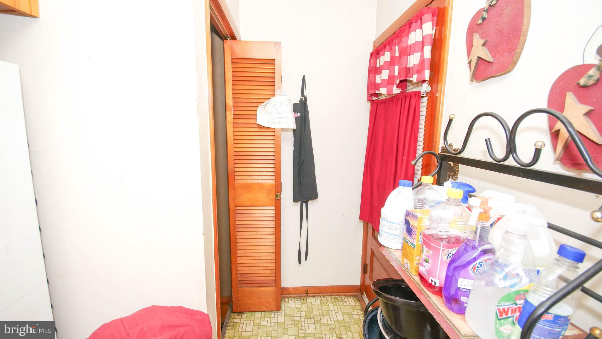 332 Wakefield Road Hagerstown, MD 21740 - Photo 11 of 40