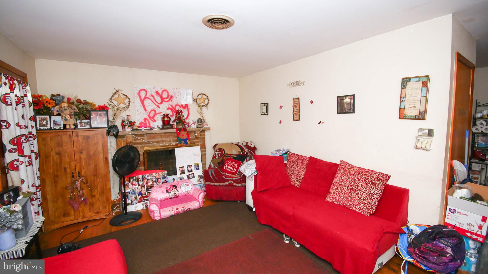 332 Wakefield Road Hagerstown, MD 21740 - Photo 3 of 40