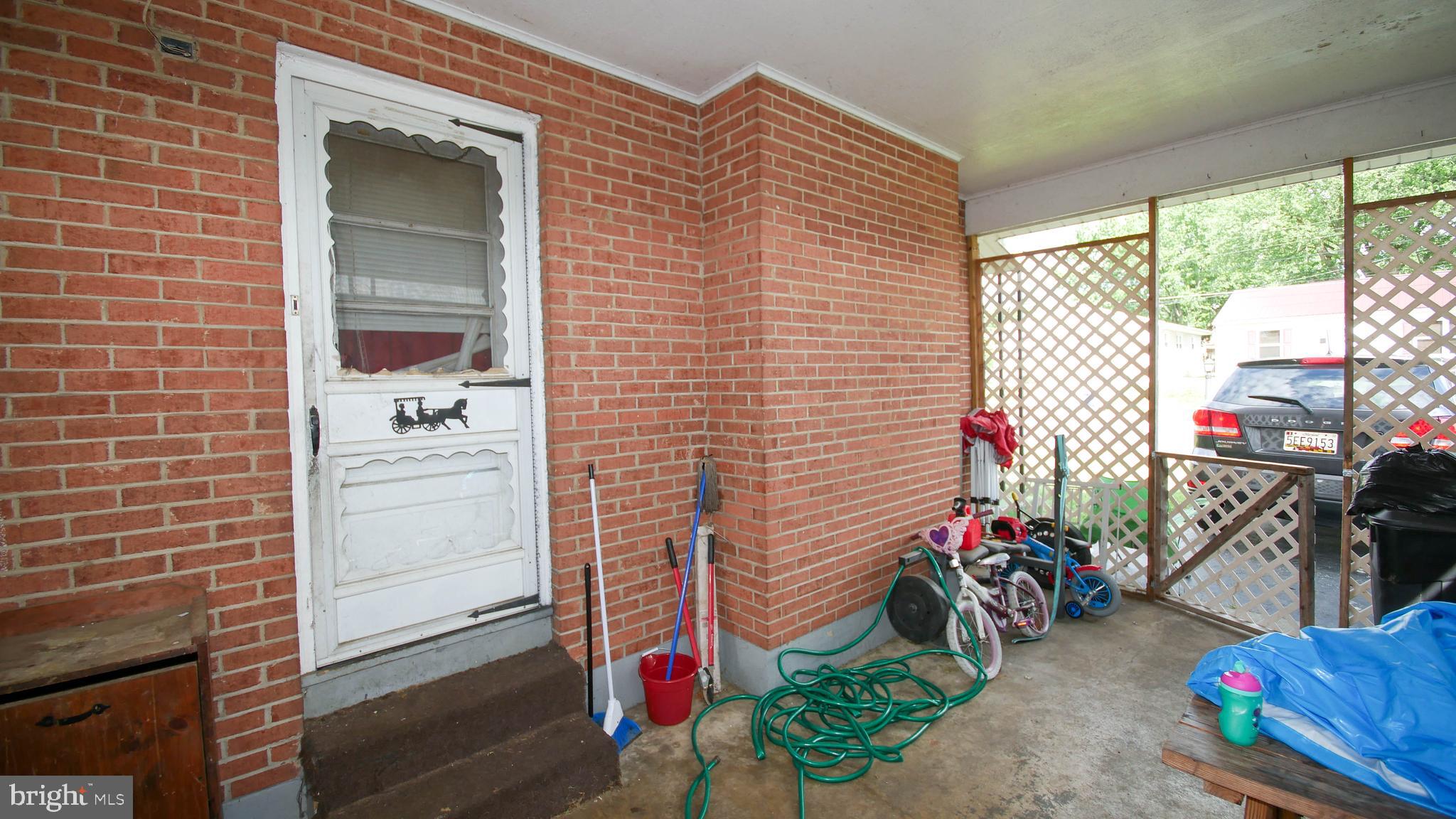 332 Wakefield Road Hagerstown, MD 21740 - Photo 35 of 40