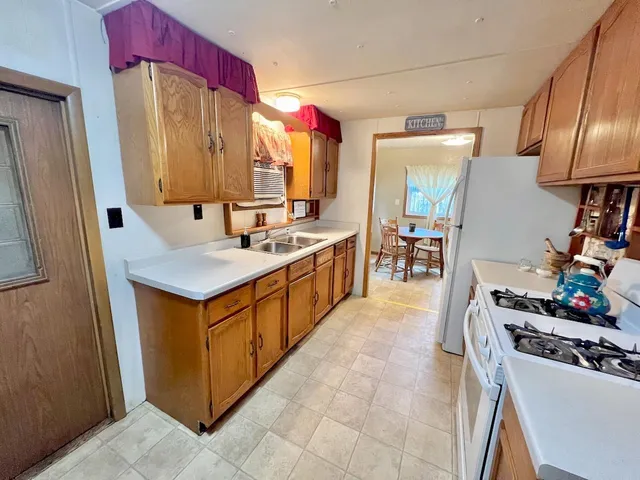 $190,000 | 1281 Center Richland Center, Richland Center, WI 53581