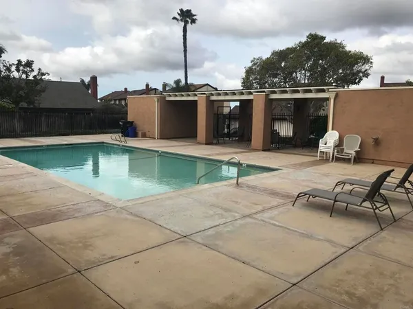 $3,800 | 8994 Capcano Road, San Diego, CA 92126