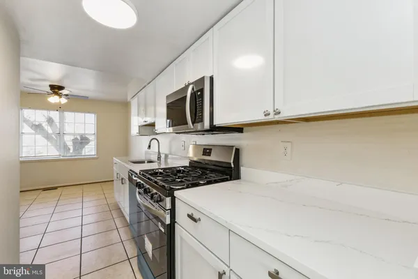 $2,300 | 14872 Dorian Drive, Woodbridge, VA 22193