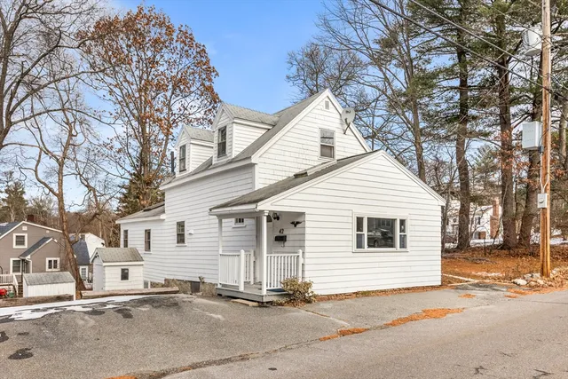 $549,000 | 42 Pinehurst Avenue, Billerica, MA 01821