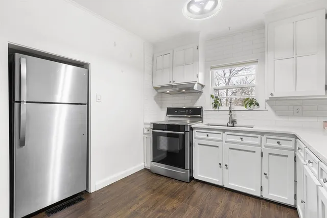 $549,000 | 42 Pinehurst Avenue, Billerica, MA 01821