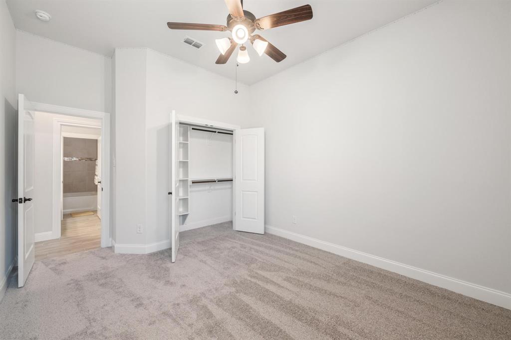 2011 Spieth Street Granbury, TX 76048 - Photo 21 of 35